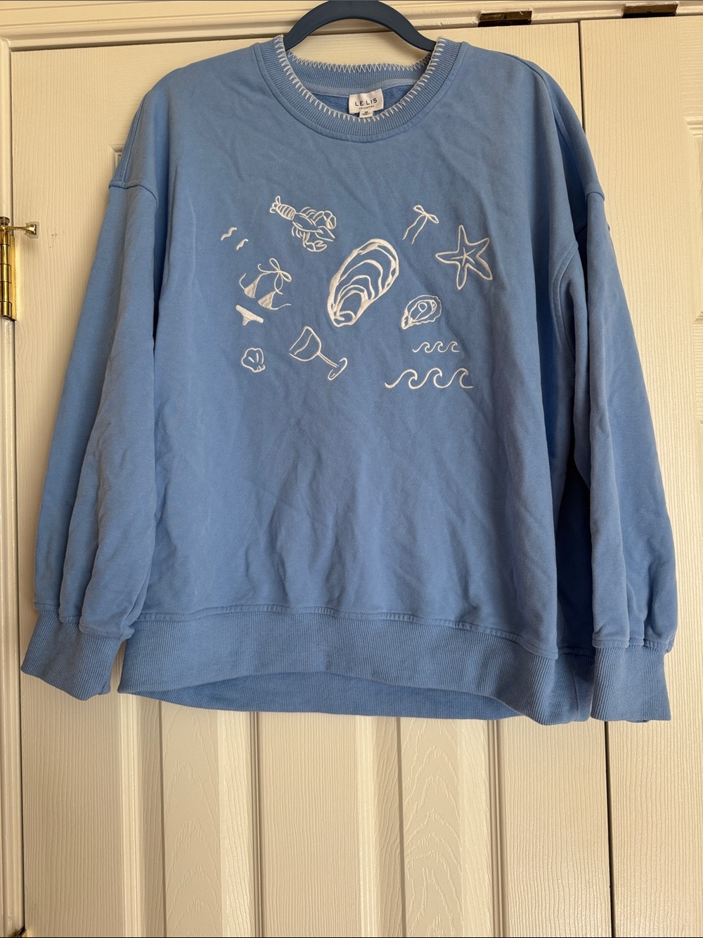 LE LIS Coastal Embroidered Blue Sweatshirt Medium Coastal Grandmother Beachy